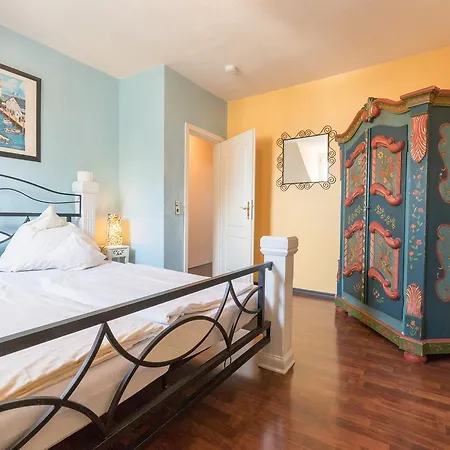 Wirtshaus Wolpertinger Отель Бад-Кройцнах