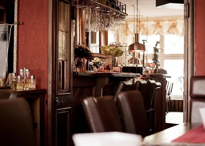 Отель Wirtshaus Wolpertinger Бад-Кройцнах