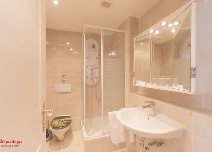 酒店 Wirtshaus Wolpertinger 巴特克罗伊茨纳赫