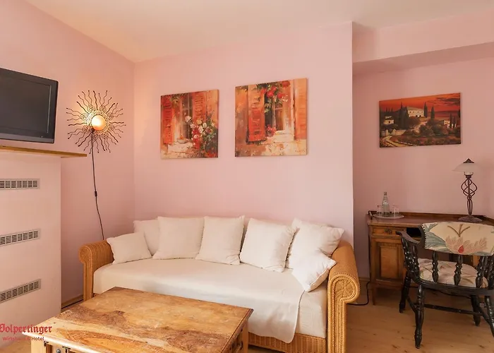 Wirtshaus Wolpertinger 巴特克罗伊茨纳赫